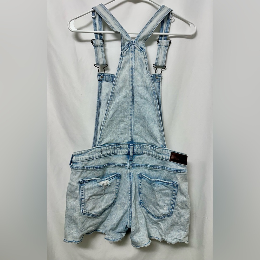 Hollister Boyfriend Short Overalls – Distressed Light Wash – Size S - Picture 3 of 12